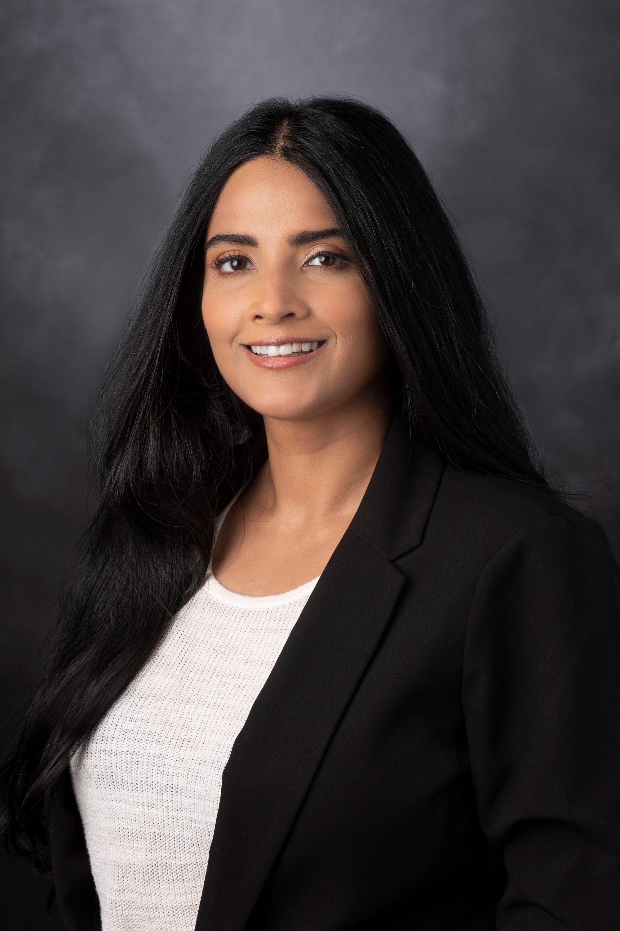 Ayushi Chauhan Image